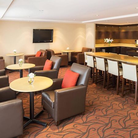 Sheraton Vancouver Airport Hotel Ричмънд Екстериор снимка