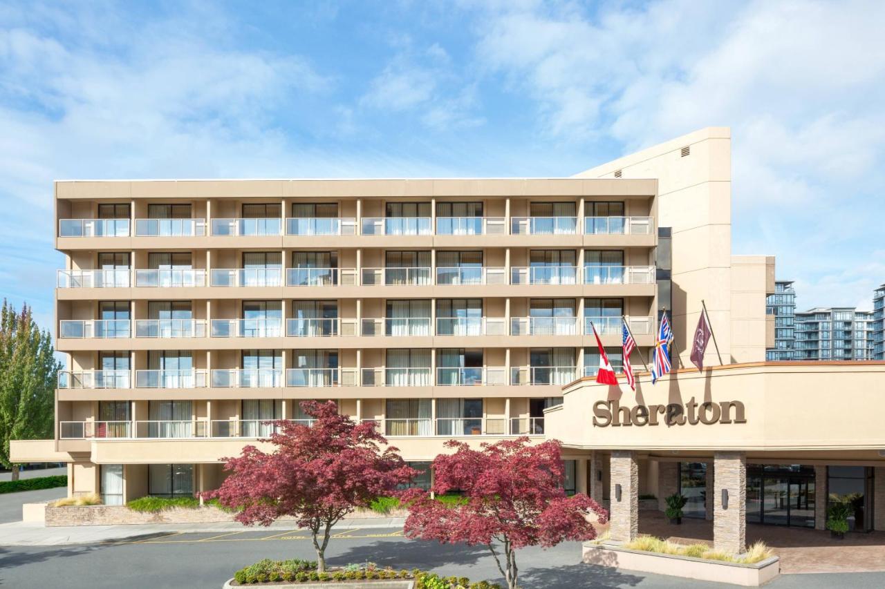 Sheraton Vancouver Airport Hotel Ричмънд Екстериор снимка