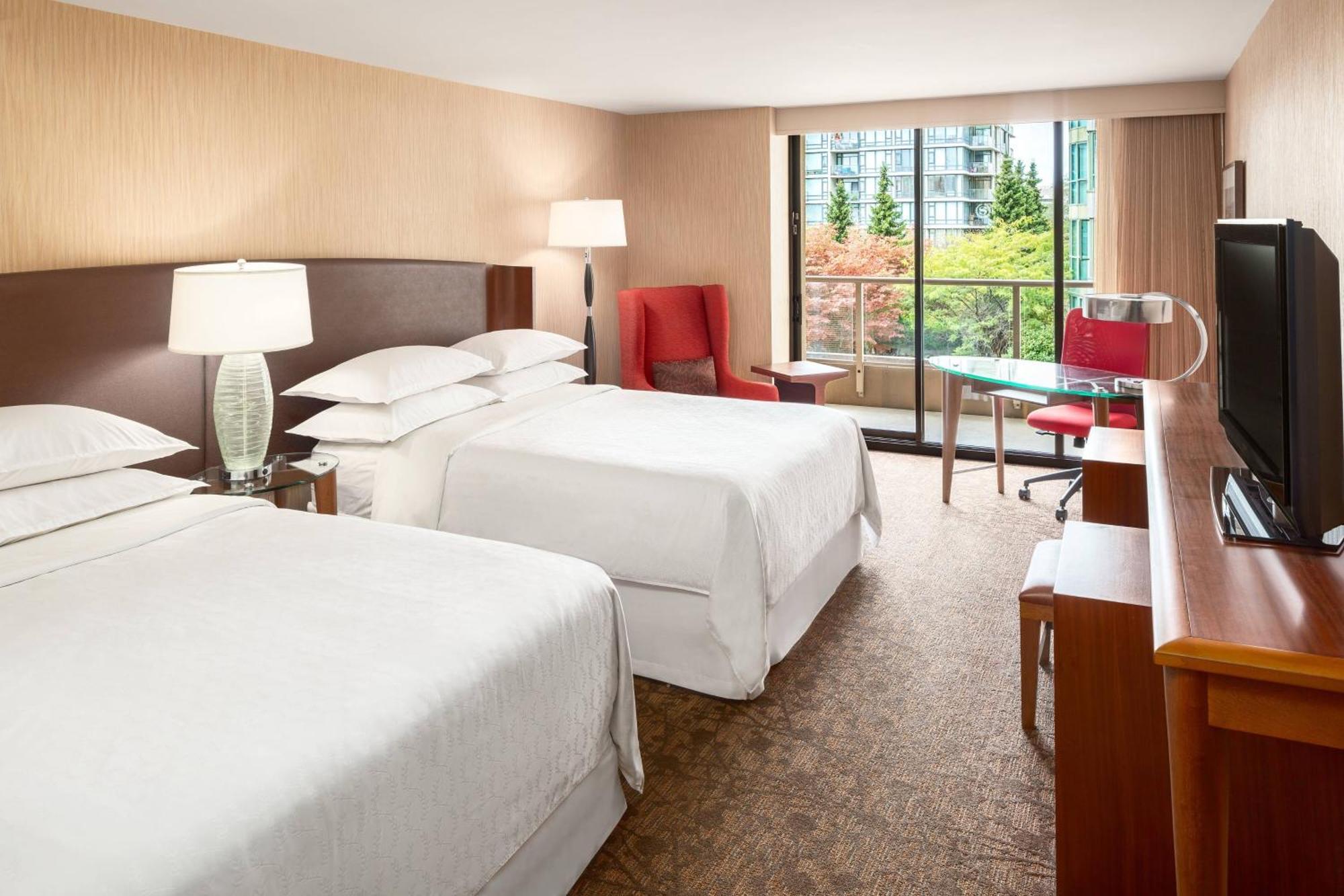 Sheraton Vancouver Airport Hotel Ричмънд Екстериор снимка